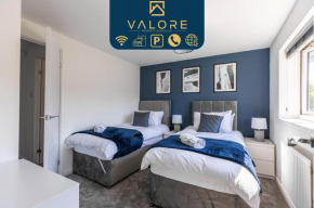 Cosy 5 bedroom house - Central By Valore Property Services